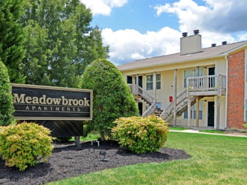 Meadowbrook Apartments